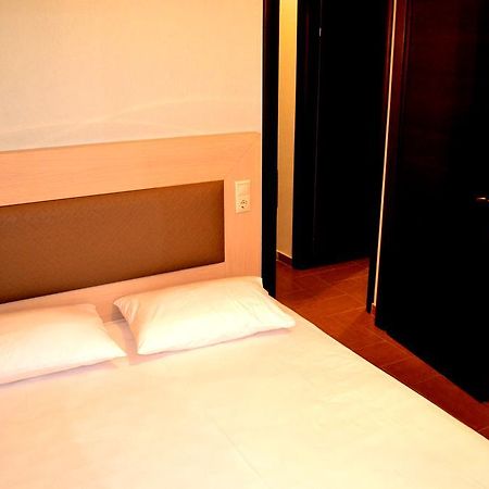 Αmalia Lux Villas Vrasná Zewnętrze zdjęcie